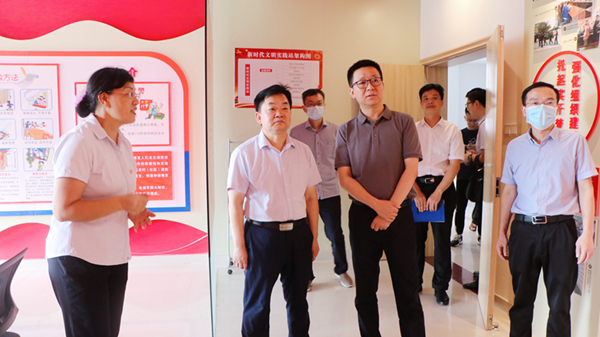 【調(diào)研指導(dǎo)】省政府辦公廳一行調(diào)研渝水區(qū)仙來辦創(chuàng)建“十縣百鄉(xiāng)”政務(wù)公開工作